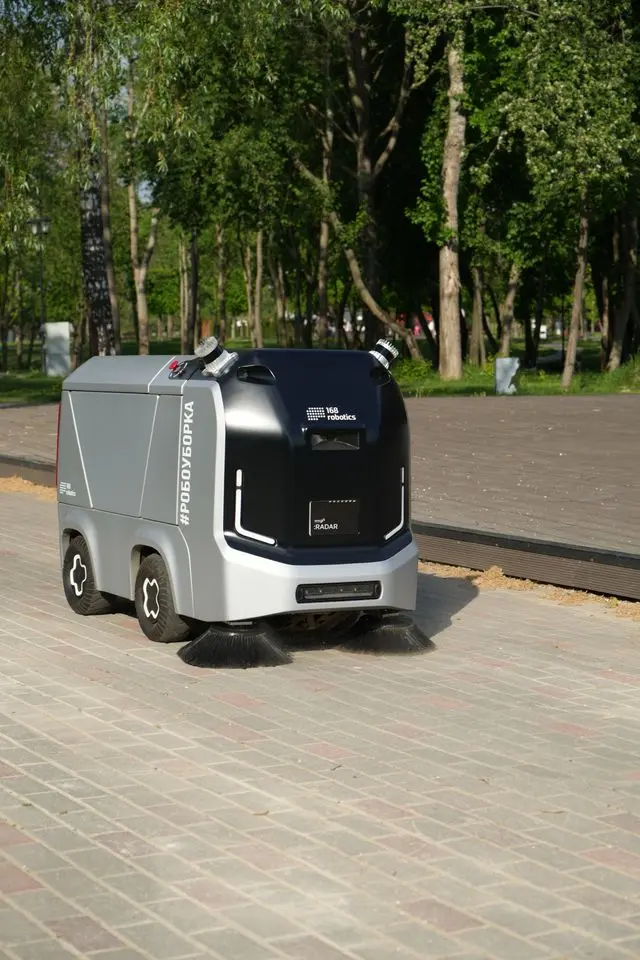 Robot Pemungut Sampah Otomatis Berbasis Sensor